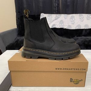 Dr. Marten Embury Leather Chelsea Boots